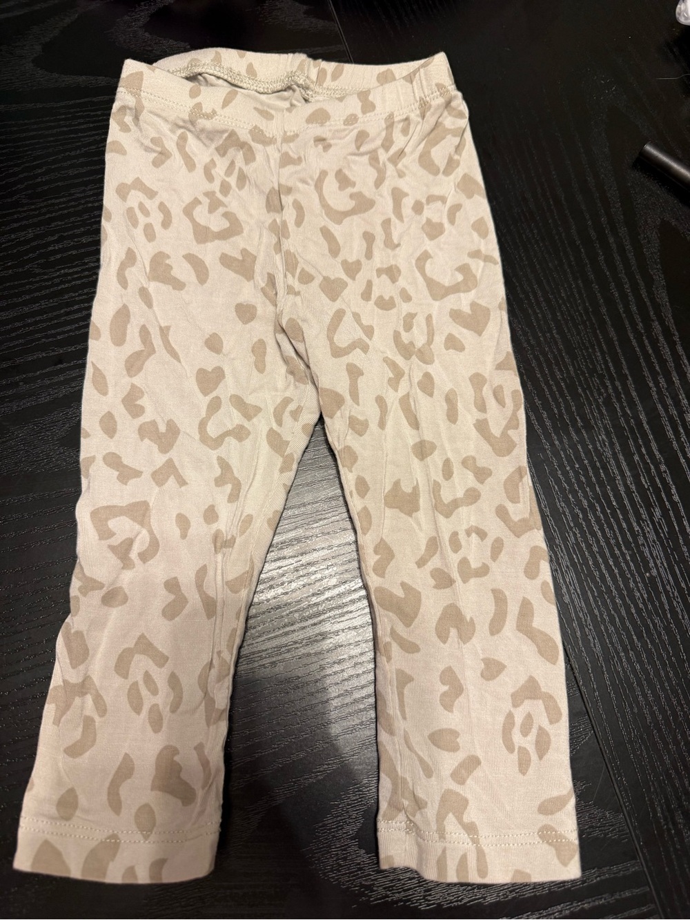 Kyte Beige Leopard Print Leggings